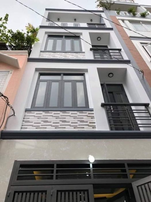 CỰC RẺ NHÀ NGÕ BA GÁC LÊ QUANG ĐẠO, 38 M X 5 T, MT: 4M, 20 M RA ĐƯỜNG Ô TÔ TRÁNH. GIÁ 3tỷ 190tr