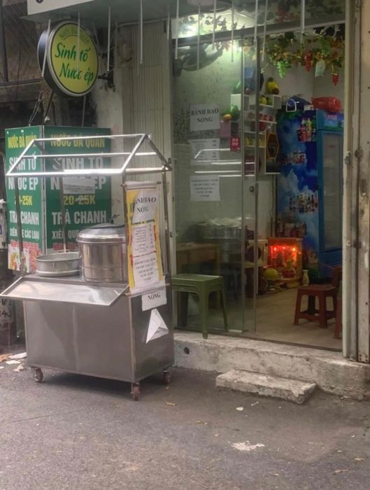 DO BẬN VIỆC GIA ĐÌNH NÊN CẦN THANH LÝ SANG NHƯỢNG TOÀN BỘ CỬA HÀNG SINH TỐ NƯỚC ÉP TẠI PHỐ NÚI TRÚC - P KIM MÃ - BA ĐÌNH - HÀ NỘI LHCC :  0988653339