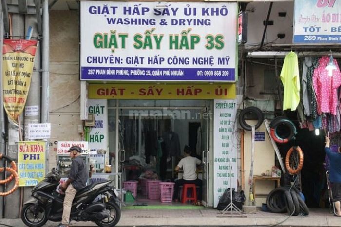 Sang nhượng tiệm giặt ủi có phòng cho thuê Tại Đường Phan Đình Phùng, Phường 15, Quận Phú Nhuận, TP.HCM