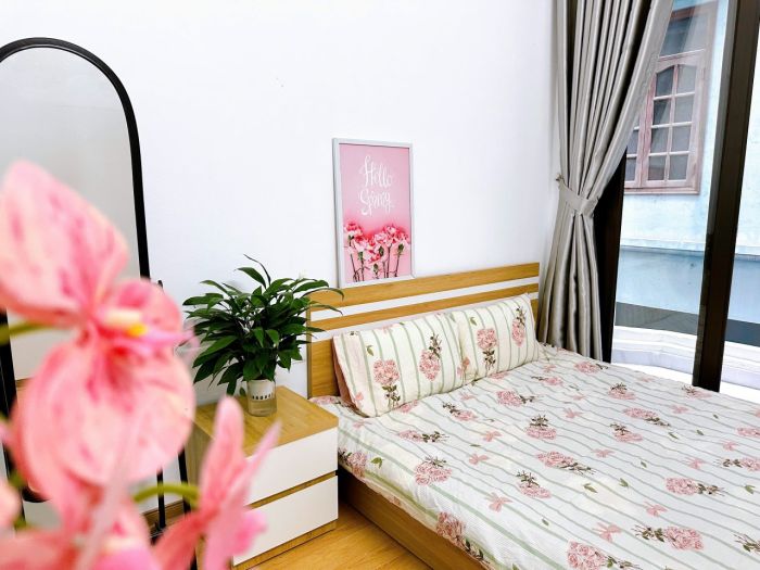 Chính chủ cho thuê căn hộ full nội thất khách vào ở luôn tại số 56/28 ngõ 260 Cầu Giấy.