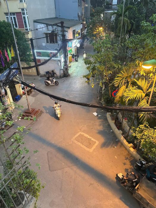 Cho thuê tầng 3 nhà số 155 Pháo Đài Láng, Đống Đa, Hà Nội