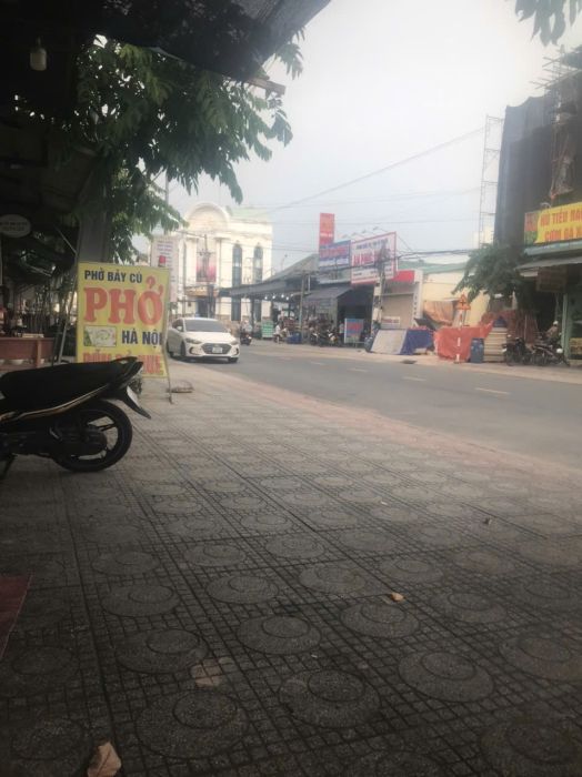 E CHÍNH CHỦ CẦN SANG GẤP MẶT BẰNG ĐANG KINH DOANH QUÁN PHỞ TẠI THUẬN GIAO BÌNH DƯƠNG