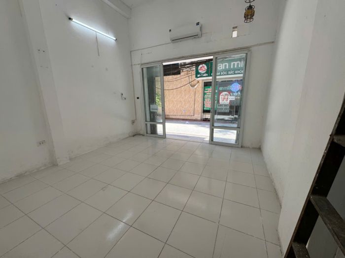 DO BỊ TAI NẠN CẦN SANG NHƯỢNG GẤP MẶT BẰNG  TẠI BẮC TỪ LIÊM, HÀ NỘI