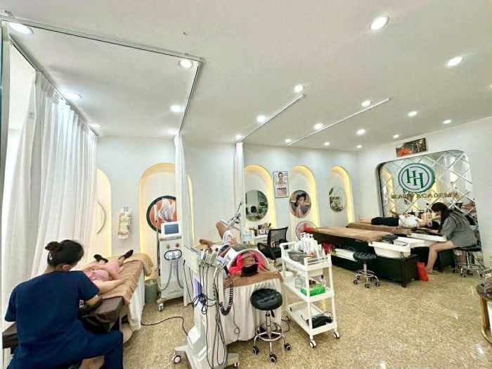 SANG NHƯỢNG SPA FULL NỘI THẤT - GẦN MẶT ĐƯỜNG HOÀNG QUỐC VIỆT – CHỈ CÁCH 50M