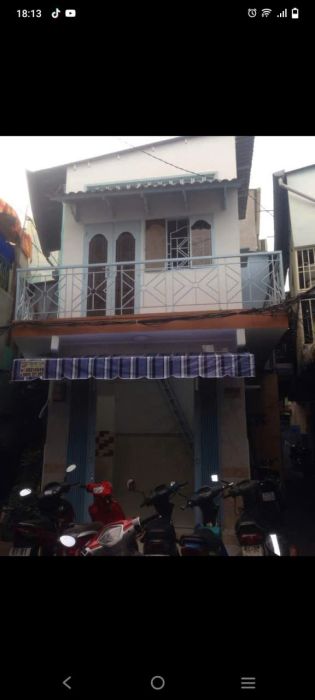 Cho thuê nhà một trệt một lầu đường Võ Văn kiệt phường Cô Giang quận 1.